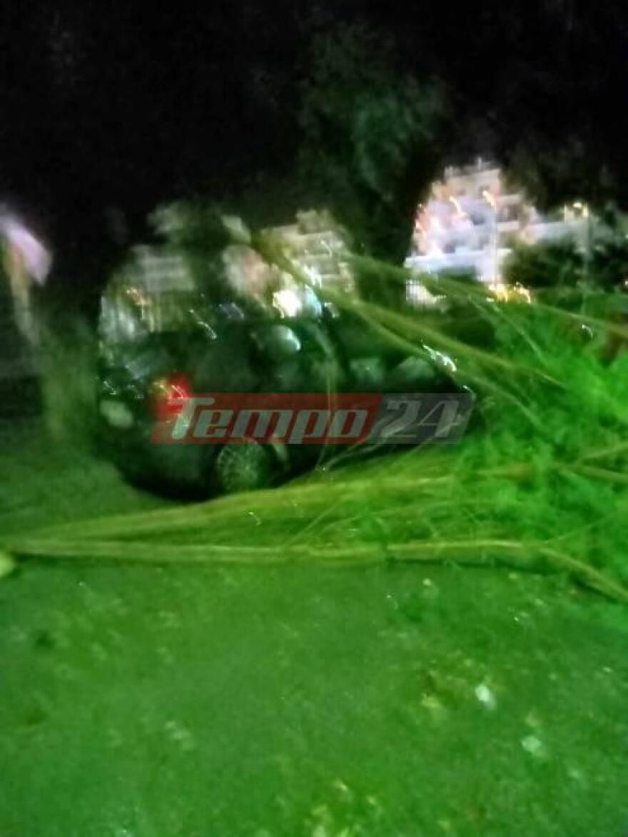 Ξαφνικό μπουρίνι στην Αττική - Έριξε και χαλάζι 