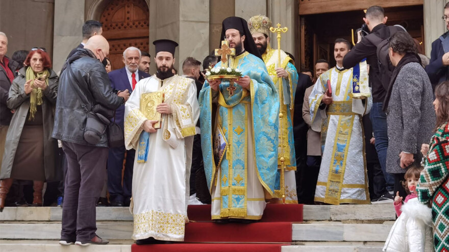 Μαρινάκης και Πιερρακάκης στο Κολωνάκι για καφέ μετά την δοξολογία στον Άγιο Διονύσιο