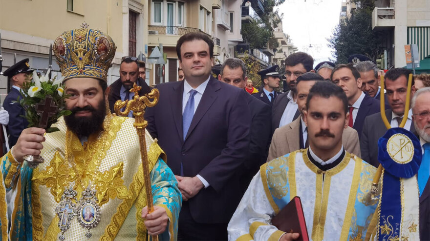 Μαρινάκης και Πιερρακάκης στο Κολωνάκι για καφέ μετά την δοξολογία στον Άγιο Διονύσιο