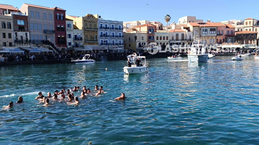 Μήνυμα Μητσοτάκη από τα Χανιά: Θα αντιμετωπίσουμε την εισαγόμενη ακρίβεια και τις γεωπολιτικές κρίσεις