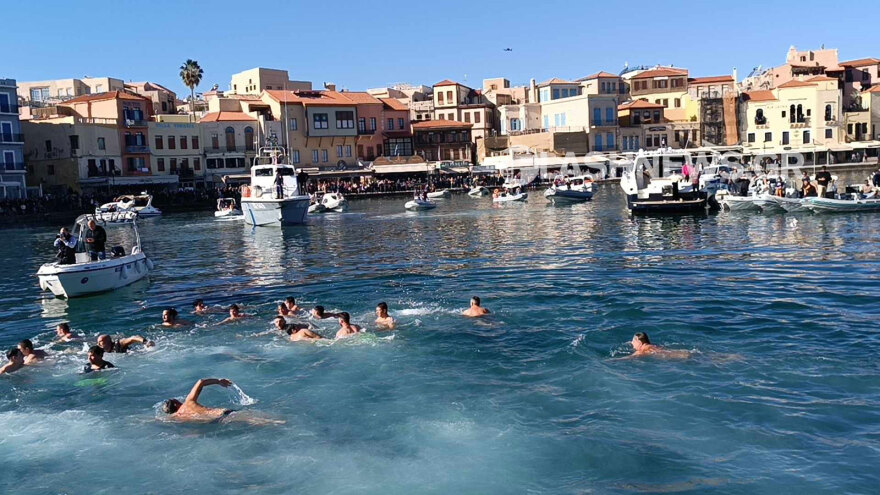 Μήνυμα Μητσοτάκη από τα Χανιά: Θα αντιμετωπίσουμε την εισαγόμενη ακρίβεια και τις γεωπολιτικές κρίσεις