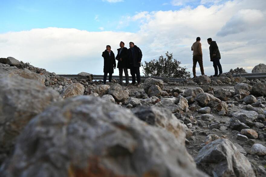 Χαρδαλιάς: Αυτοψία στο κατεστραμμένο επαρχιακό δίκτυο Επιδαύρου - Καλλονής από τον περιφερειάρχη Αττικής (φωτογραφίες)