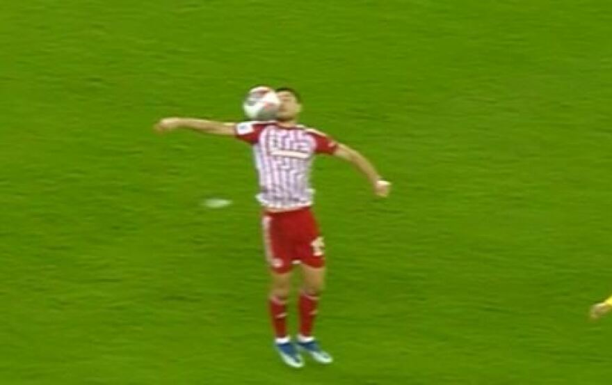 Stoiximan Super League 1, Ολυμπιακός - ΑΕΚ 1-2: «Διπλό» στο Φάληρο - «Φωνάζουν» για ακυρωθέν γκολ και πέναλτι οι Πειραιώτες - Δείτε τα γκολ και τις επίμαχες φάσεις 