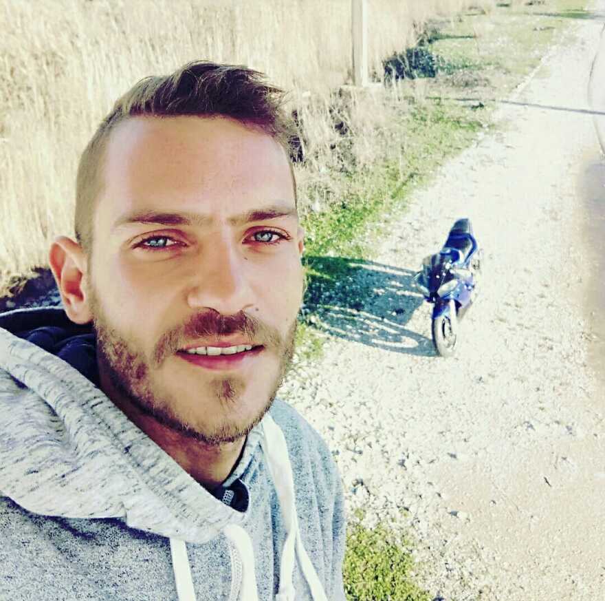 Μεσολόγγι: Τα κενά στα στοιχεία που έδωσε ο 51χρονος στις Αρχές - Ψάχνουν απαντήσεις στο «έξυπνο ρολόι» του 31χρονου Μπάμπη