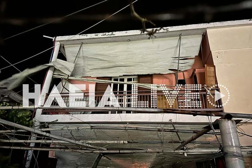 Κακοκαιρία: Ανεμοστρόβιλος αναποδογύρισε φορτηγό στον Πύργο - Ζημιές σε σπίτια και επιχειρήσεις