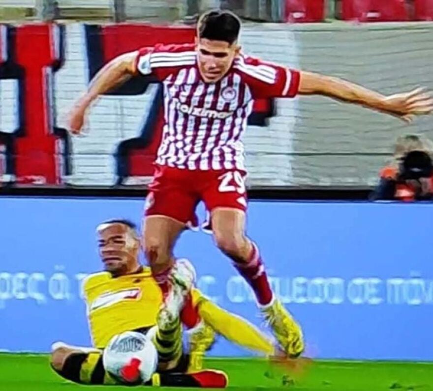 Stoiximan Super League 1, Ολυμπιακός - ΑΕΚ 1-2: «Διπλό» στο Φάληρο - «Φωνάζουν» για ακυρωθέν γκολ και πέναλτι οι Πειραιώτες - Δείτε τα γκολ και τις επίμαχες φάσεις 