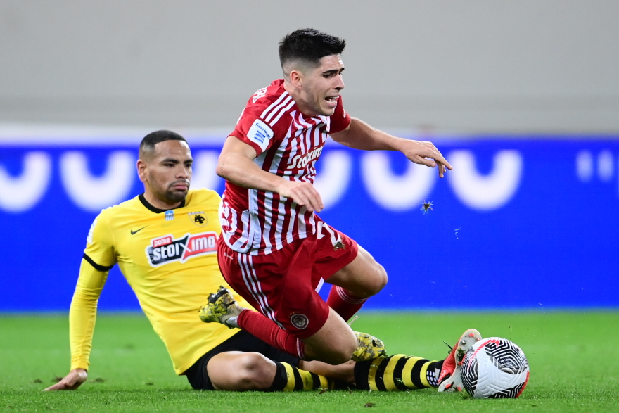 Stoiximan Super League 1, Ολυμπιακός - ΑΕΚ 1-2: «Διπλό» στο Φάληρο - «Φωνάζουν» για ακυρωθέν γκολ και πέναλτι οι Πειραιώτες - Δείτε τα γκολ και τις επίμαχες φάσεις 