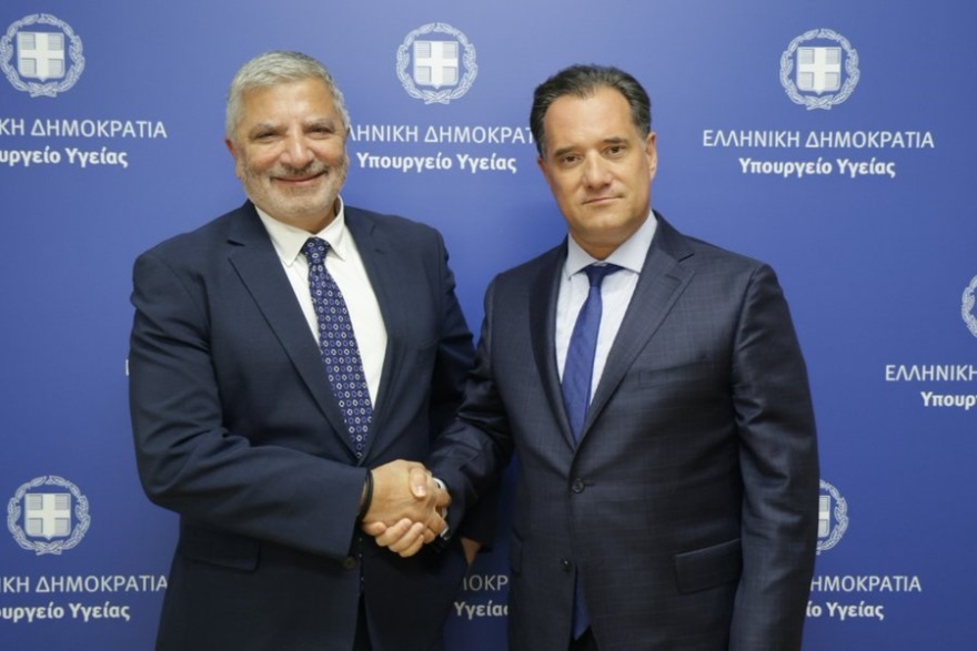 Γεωργιάδης: Συναντήθηκε με το προεδρείο του ΕΟΔΥ - Στο επίκεντρο η πορεία του κορωνοϊού