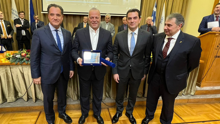 Ευάγγελος Μυτιληναίος: «Βραβεύομαι, ενώ θεωρώ ότι κάνω το καθήκον μου»