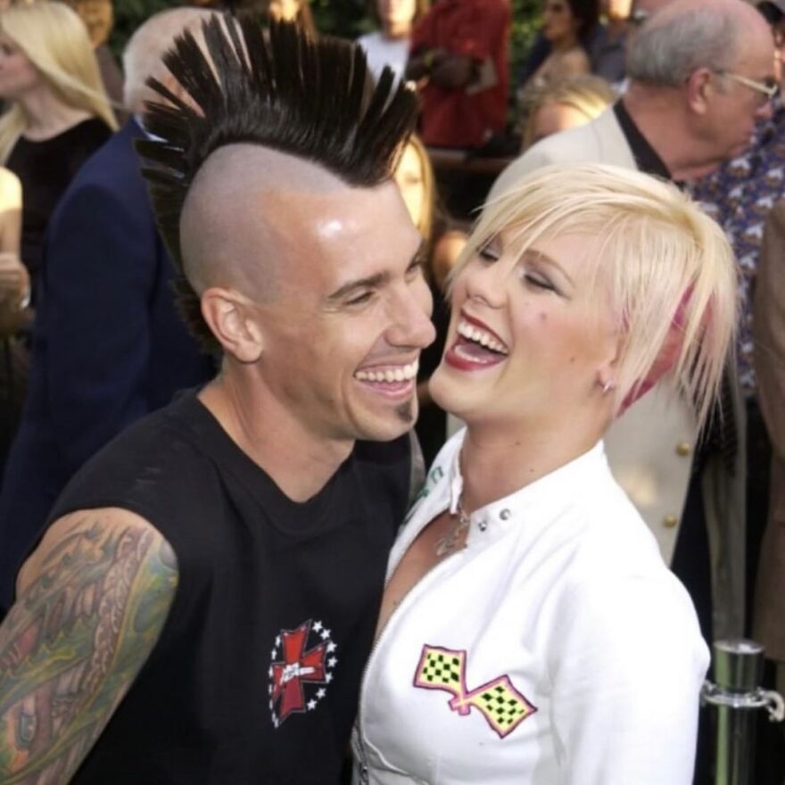 Πινκ: Η δημόσια ερωτική εξομολόγηση στον άντρα της - Είσαι ο πεισματάρης, όμορφος, αμετακίνητος βράχος μου