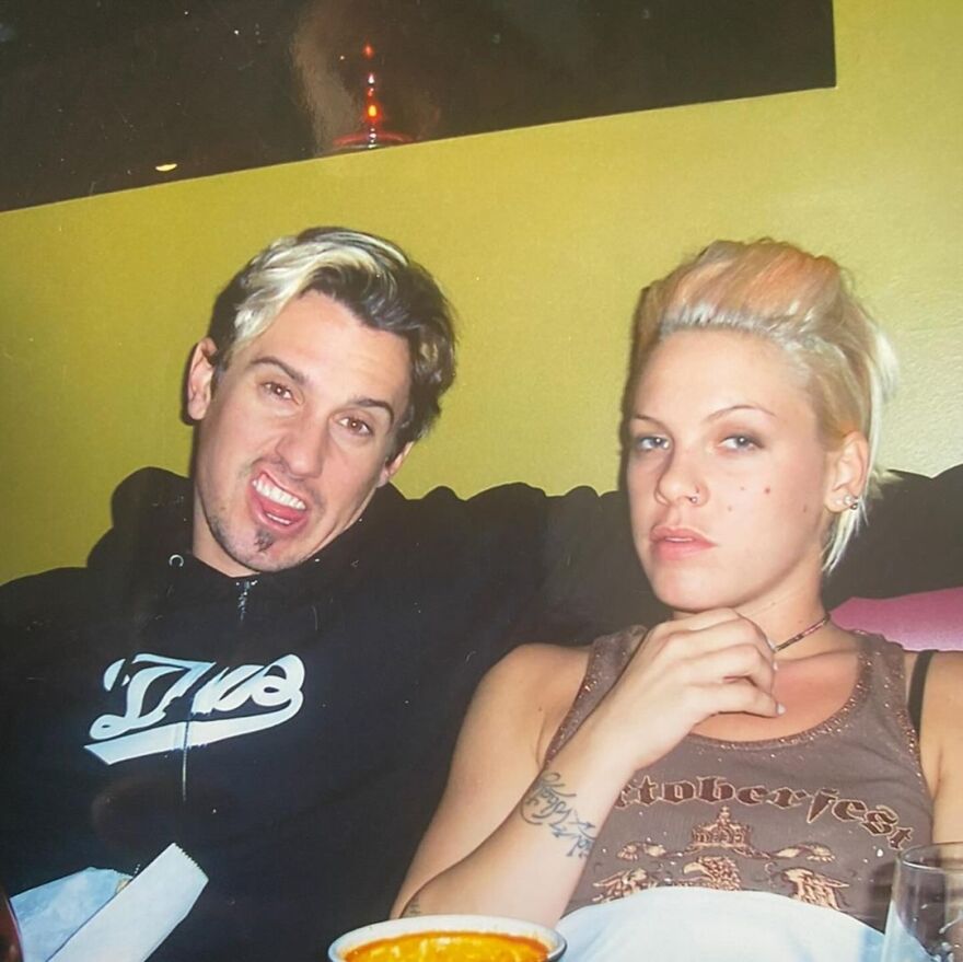 Πινκ: Η δημόσια ερωτική εξομολόγηση στον άντρα της - Είσαι ο πεισματάρης, όμορφος, αμετακίνητος βράχος μου