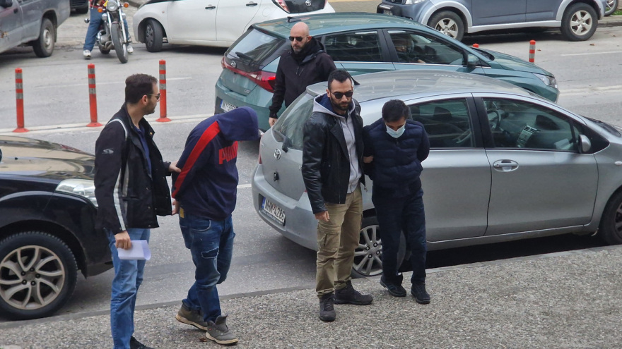 Θεσσαλονίκη: Στον ανακριτή οι δύο συλληφθέντες για την άγρια δολοφονία της Γεωργίας – Δείτε βίντεο