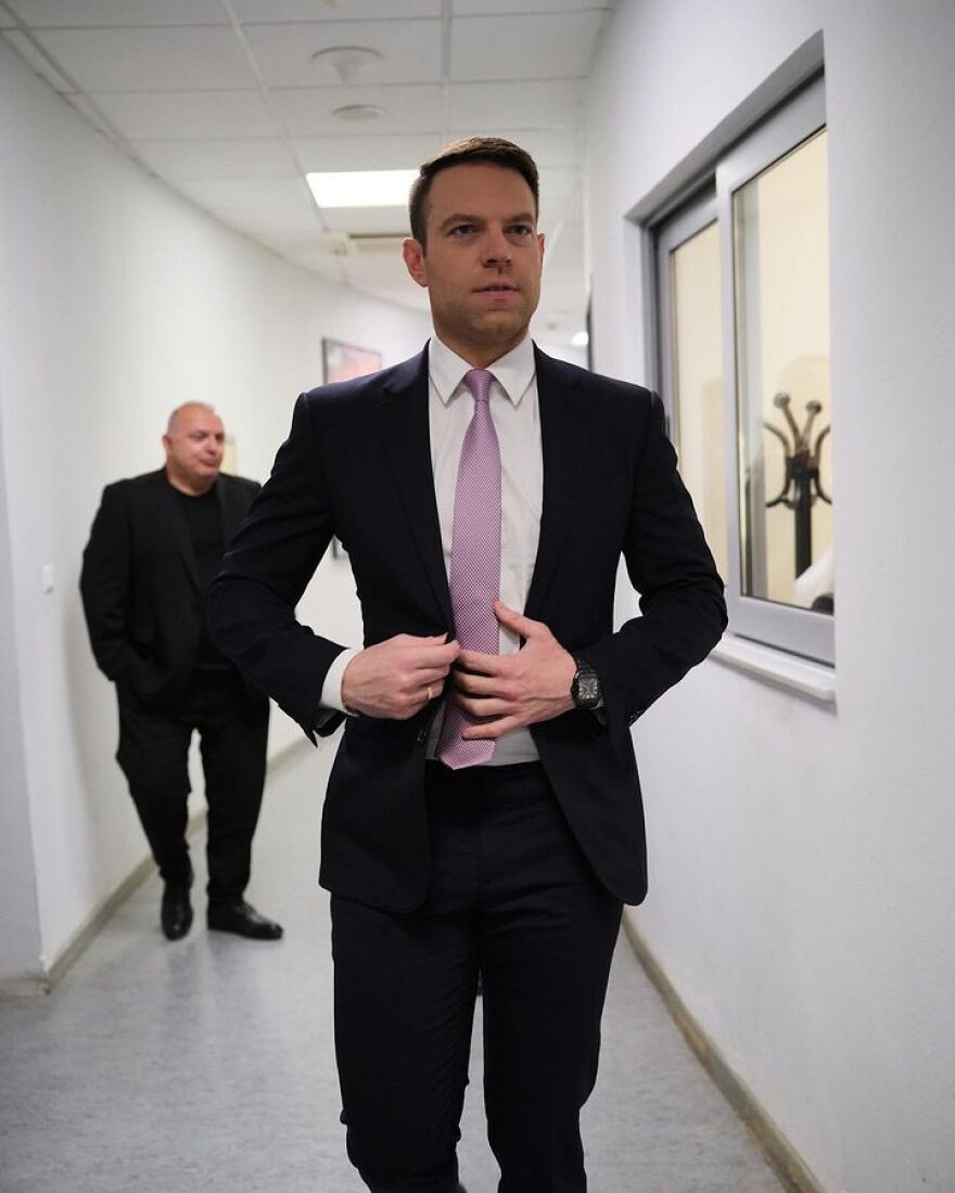 Κασσελάκης: Θα ψηφίσουμε τον νόμο της ΝΔ για τα ομόφυλα με κομματική πειθαρχία - «Εκβιαζόμενος ο Ανδρουλάκης»