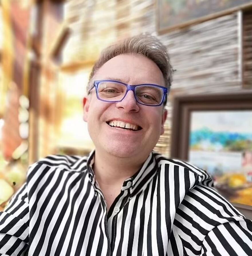 Πολωνία: Συνελήφθη ιερέας που κατηγορείται για σεξουαλικά εγκλήματα - Φέρεται να συμμετείχε σε όργιο