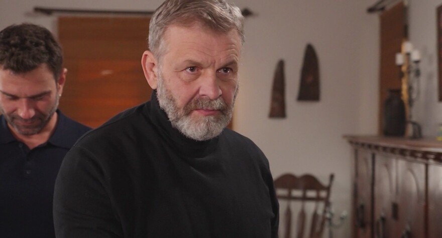 Η Γη της Ελιάς: Ο γάμος του Ισίδωρου με την Αμαλία κλονίζεται