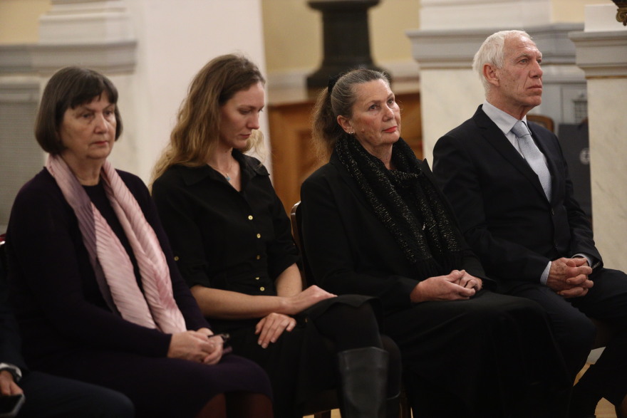 Με τον Μεγαλόσταυρο του Τάγματος τιμήθηκαν τα αδέρφια Μανδαλιού που σκοτώθηκαν στο τροχαίο στη Λιβύη - Δείτε φωτογραφίες