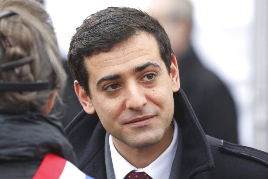 Γαλλία: Πολιτική θύελλα με την υπουργοποίηση του πρώην συντρόφου του Ατάλ και της πρώην ερωμένης του Σαρκοζί