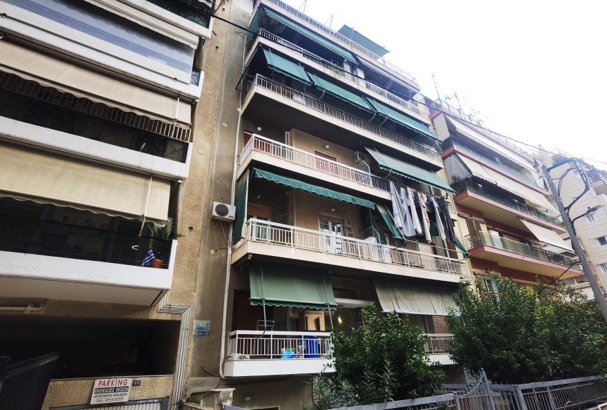 Κύκλωμα μαστροπείας: Οι περίεργες επαφές της «Λορέλας» με μαθήτριες - Τι θορύβησε γείτονές της, πώς έκλεινε τα ραντεβού