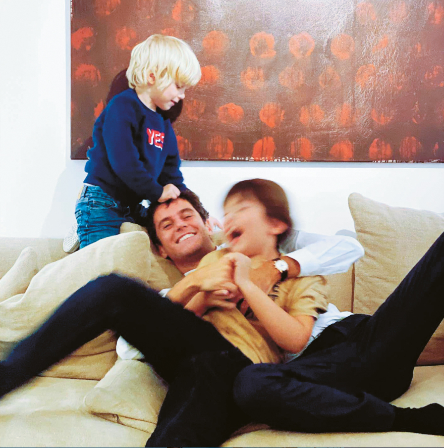 Γκαμπριέλ Αττάλ: Το «χρυσό αγόρι» με τις κεφαλονίτικες ρίζες (de Kouris) θα φρενάρει τη Λεπέν;