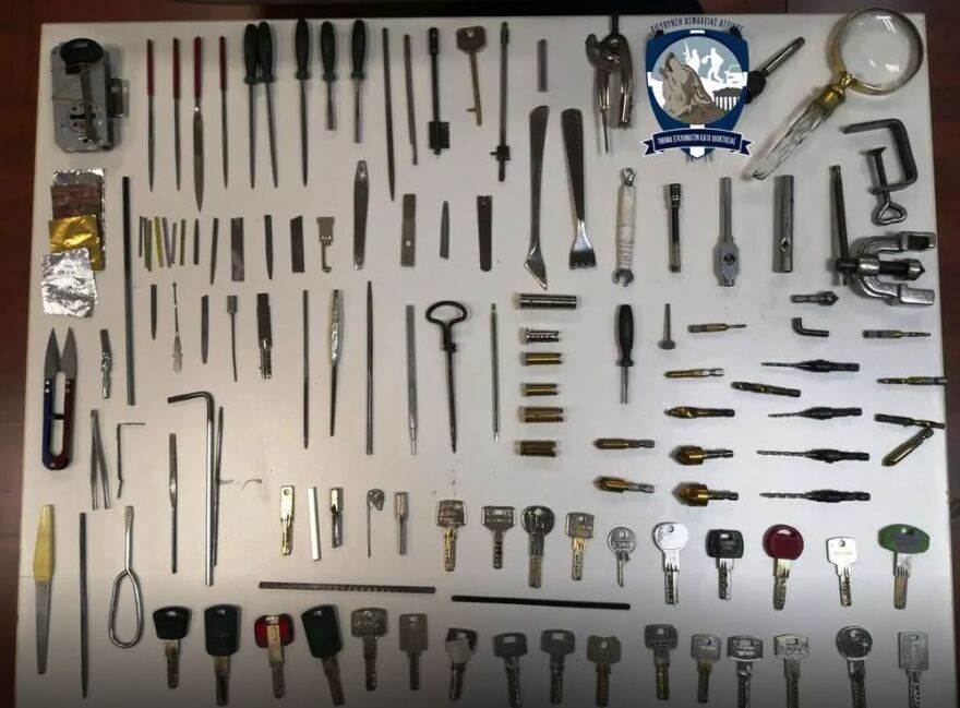 Πώς δρούσε η συμμορία Vor V Zakone: Ο «Vor», οι τοκογλύφοι και οι εκβιασμοί - Φωτογραφίες από τα κλοπιμαία