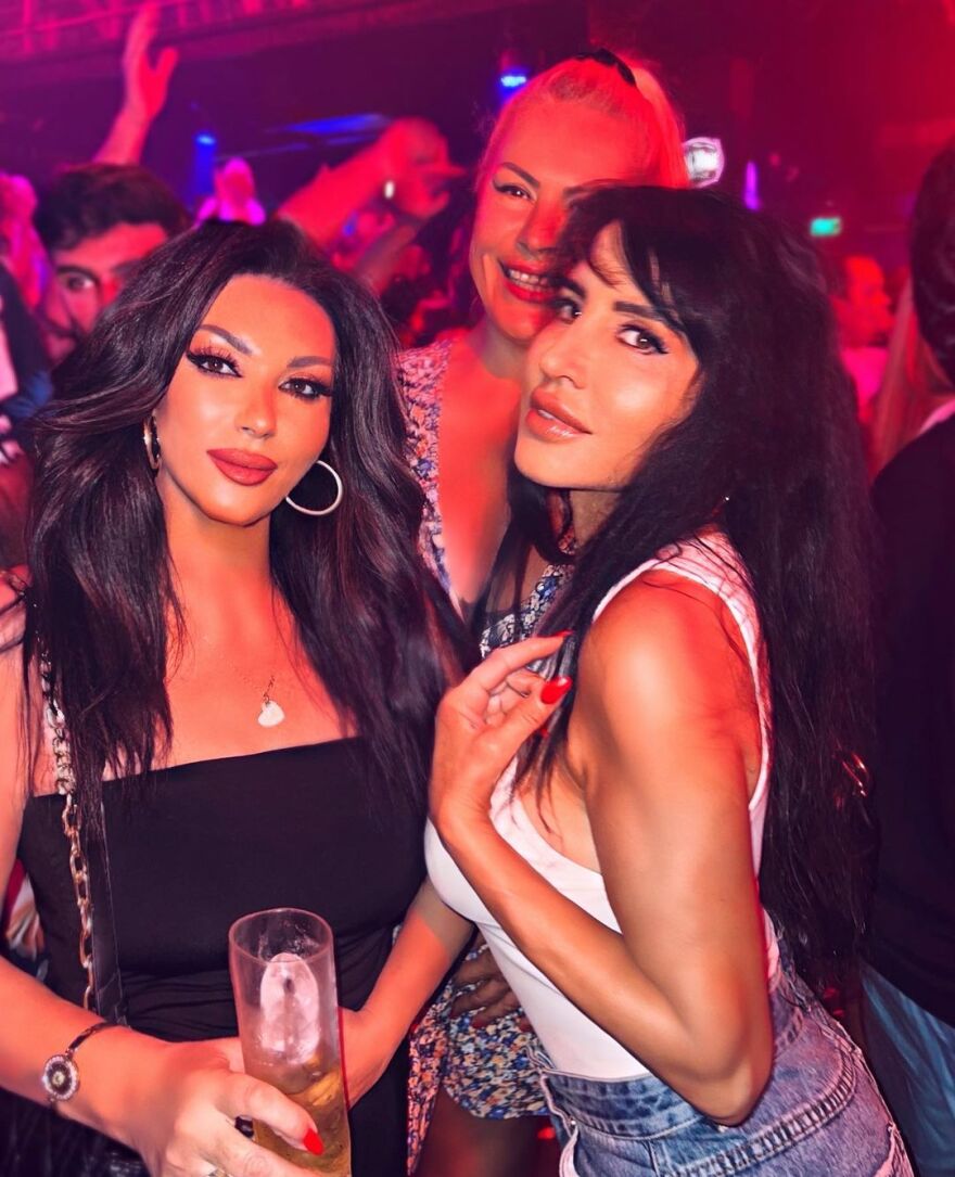 Πόπη Μαλιωτάκη: Ποζάρει στην Ταϊλάνδη - Δείτε τις φωτογραφίες