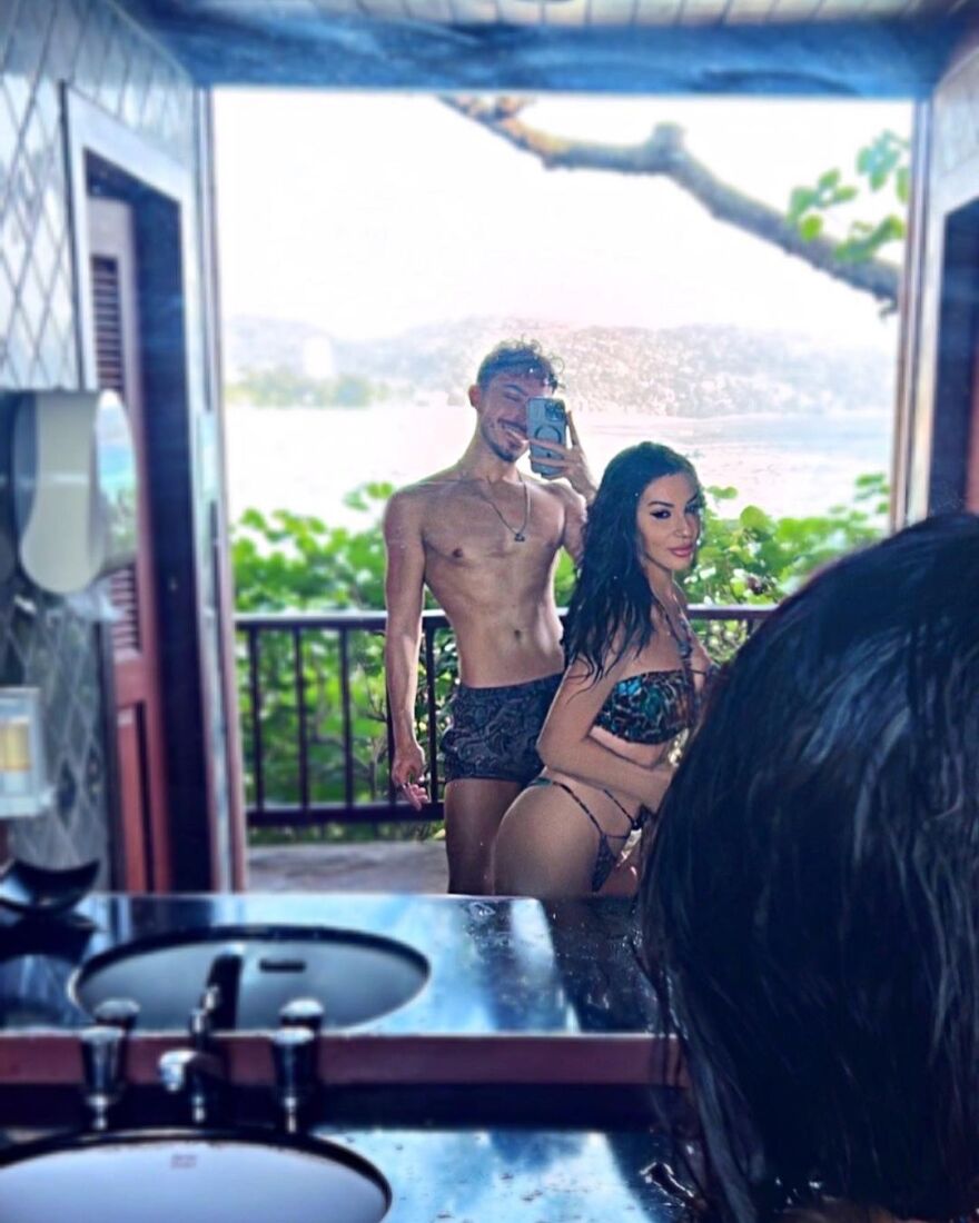 Πόπη Μαλιωτάκη: Ποζάρει στην Ταϊλάνδη - Δείτε τις φωτογραφίες