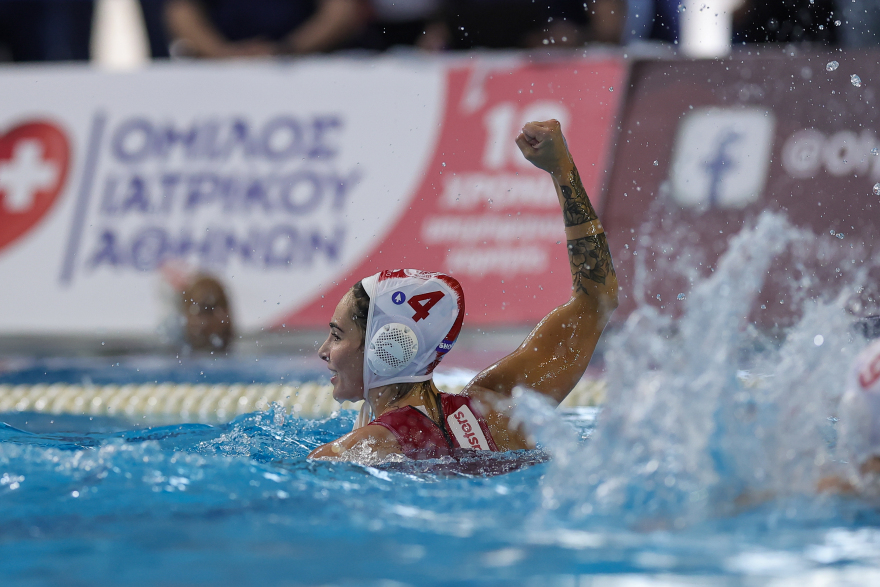 Νικόλ Ελευθεριάδου: Η γεμάτη τίτλους και μετάλλια πορεία της πολίστριας που έστειλε την Ελλάδα στους Ολυμπιακούς - Βίντεο, φωτογραφίες