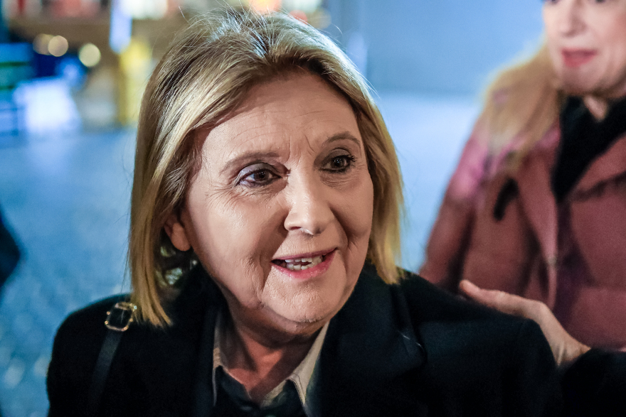 ΝΔ: Φροντιστήριο στους βουλευτές για τα ομόφυλα ζευγάρια - Σκέρτσος: Ανήκουμε στη Δύση, είμαστε καθρέφτης της κοινωνίας