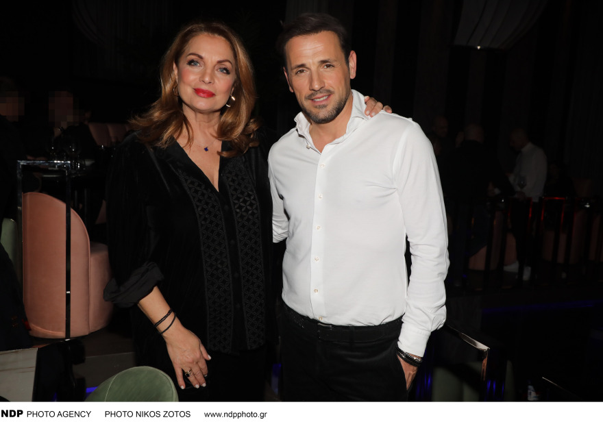 Άντζελα Γκερέκου: Σπάνια βραδινή έξοδος με την κόρη της, Μαρία Βοσκοπούλου