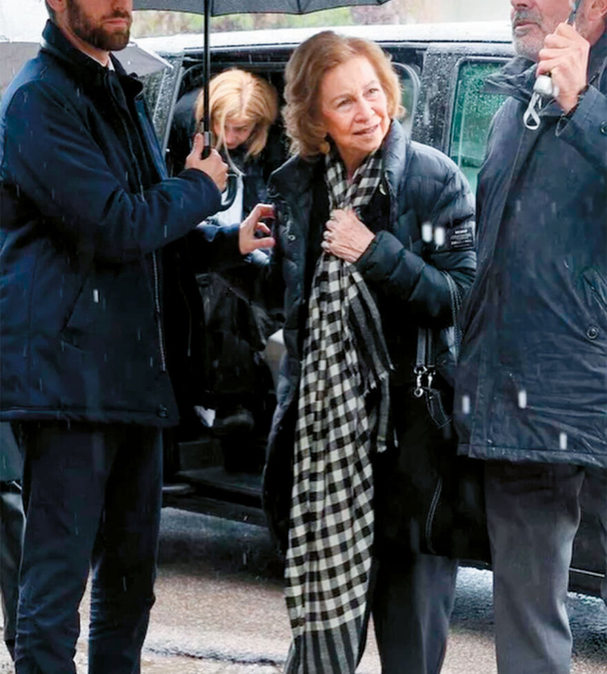 Η οικογένεια του τέως έναν χρόνο μετά: Δεν αγόρασαν ακόμα σπίτι... μένουν στον συμπέθερο