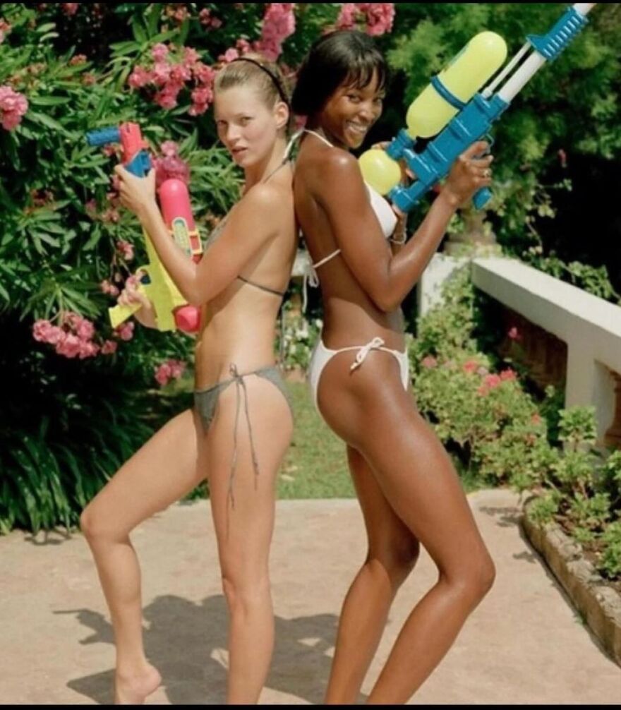 Ναόμι Κάμπελ για Κέιτ Μος: Είσαι η οικογένεια που διάλεξα και εκτιμώ τις δεκαετίες της αδελφικής μας σχέσης