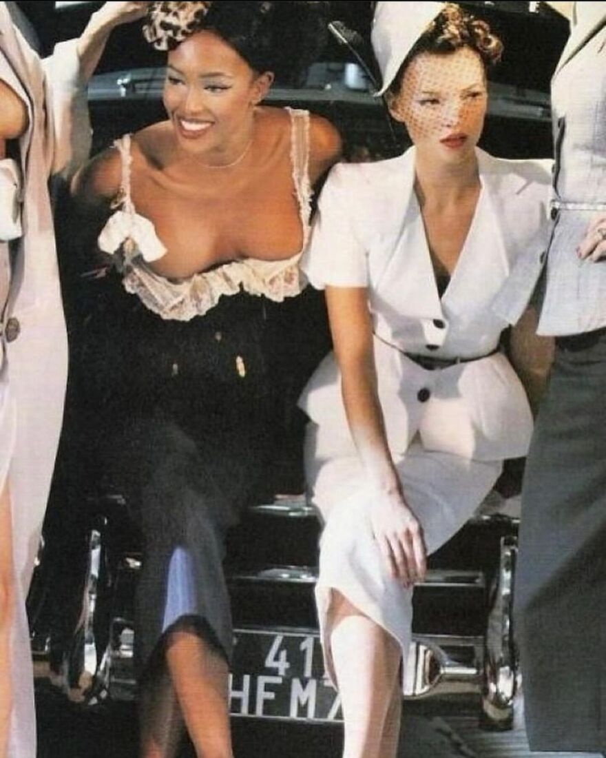 Ναόμι Κάμπελ για Κέιτ Μος: Είσαι η οικογένεια που διάλεξα και εκτιμώ τις δεκαετίες της αδελφικής μας σχέσης