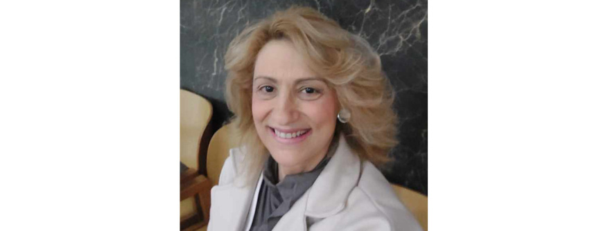 Την χτύπησε και πήγε να την πνίξει επειδή δεν θα έκαναν μαζί Πρωτοχρονιά - «Πήδηξα από το μπαλκόνι για να σωθώ» λέει η 28χρονη