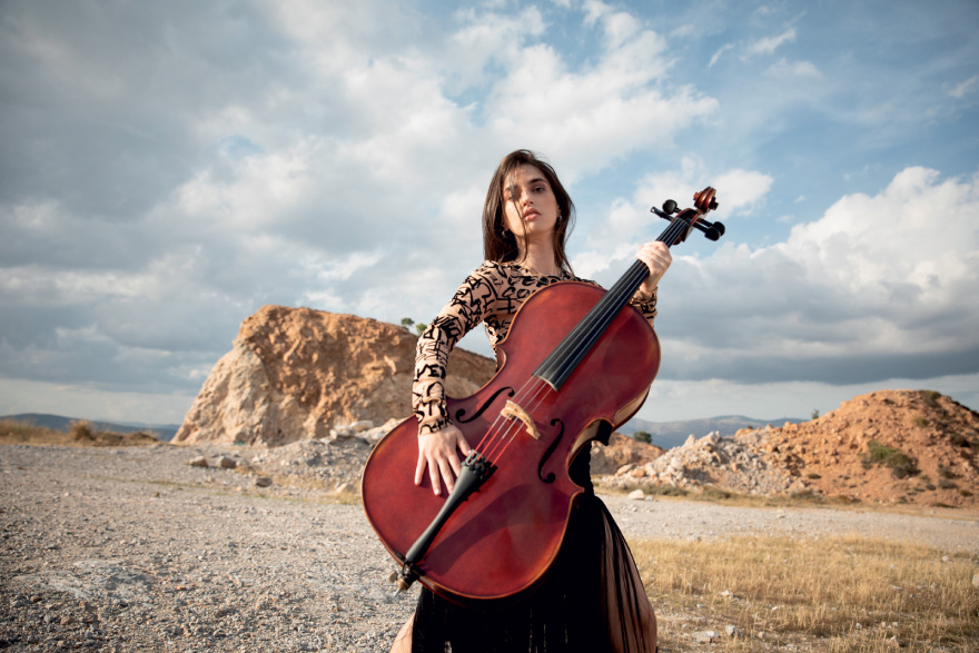 Έλενα Λεώνη: Το πλούσιο βιογραφικό και οι συνεργασίες με Μποφίλιου και Σάττι
