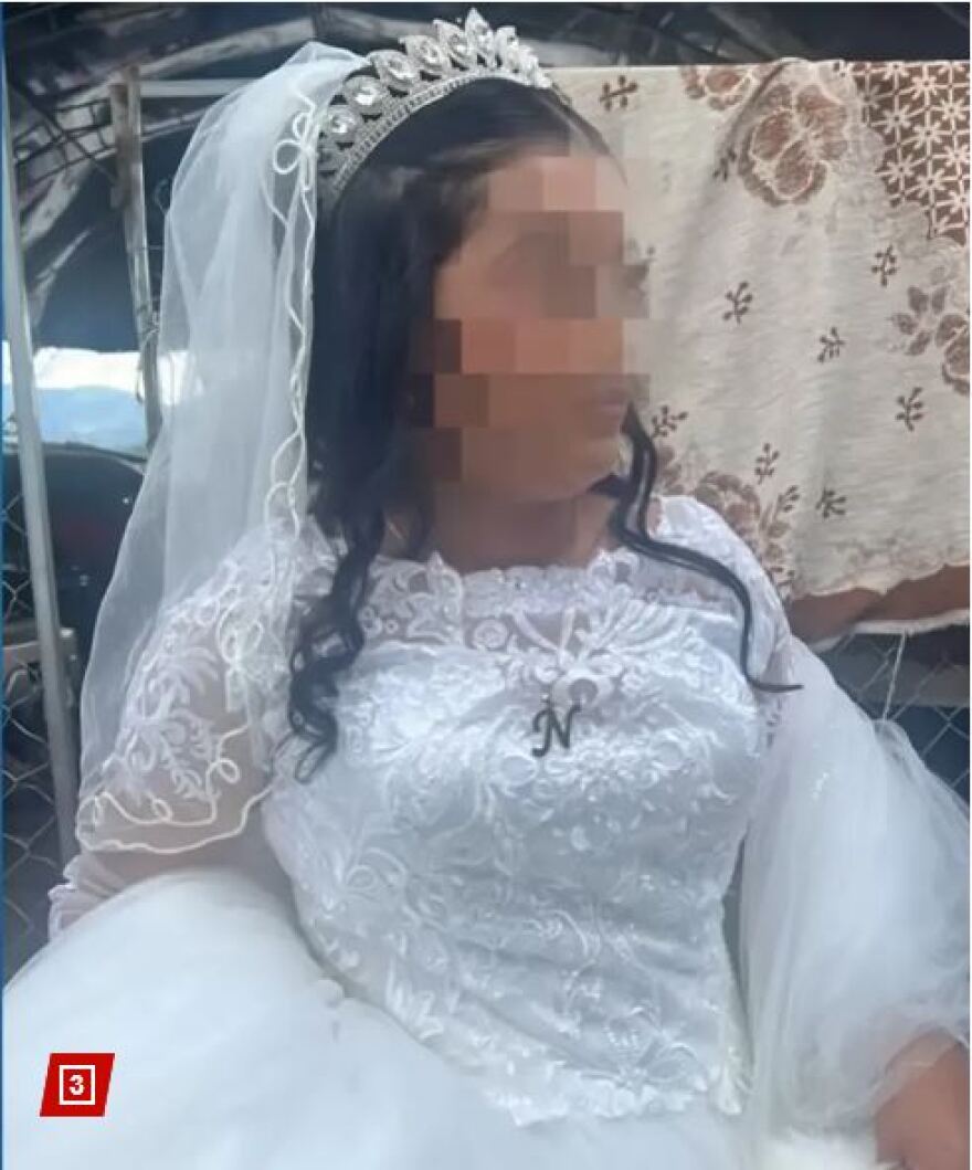 Μεξικανή νύφη συνελήφθη στον γάμο της για υπόθεση που αφορά εκβιασμούς και απαγωγές