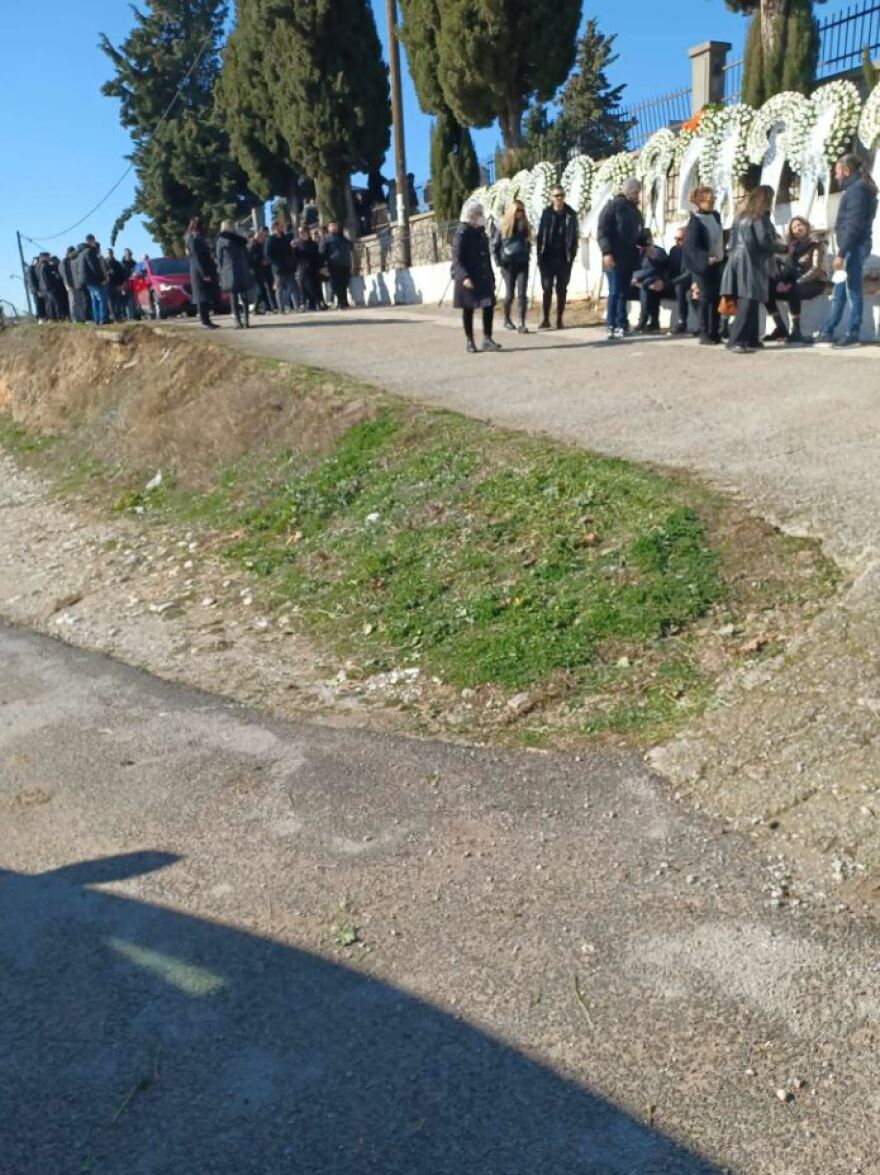 Σέρρες: Ανείπωτη θλίψη στην κηδεία του 30χρονου Γιώργου Ζαγκλιβέρη - Δείτε φωτογραφίες