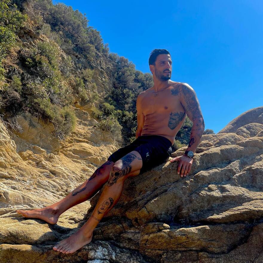 Ποιος είναι ο Γιάννης Περπατάρης, ο 34χρονος αγρότης του Survivor που κέρδισε ήδη το Twitter