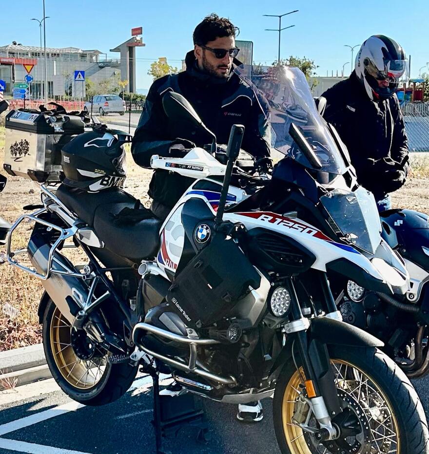 Ποιος είναι ο Γιάννης Περπατάρης, ο 34χρονος αγρότης του Survivor που κέρδισε ήδη το Twitter