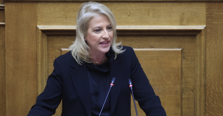 Κομμάτια και θρύψαλα ο ΣΥΡΙΖΑ και η Νέα Αριστερά - Οι Τσιπρικοί, οι Φαμελλίστας και οι «απόκληροι»