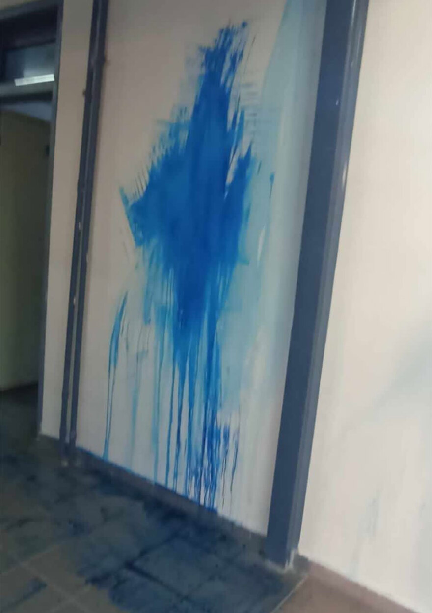 Νέοι βανδαλισμοί στο ΕΠΑΛ Λαυρίου: Άγνωστοι προσπάθησαν να πυρπολήσουν το σχολείο - Δείτε βίντεο