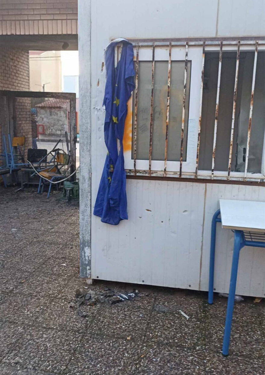 Νέοι βανδαλισμοί στο ΕΠΑΛ Λαυρίου: Άγνωστοι προσπάθησαν να πυρπολήσουν το σχολείο - Δείτε βίντεο