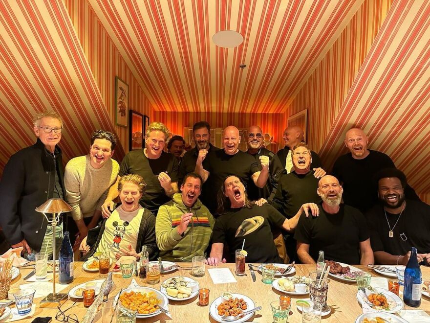 Τζιμ Κάρεϊ: Γιόρτασε τα 62α γενέθλιά του σε πάρτι με διάσημους κωμικούς φίλους