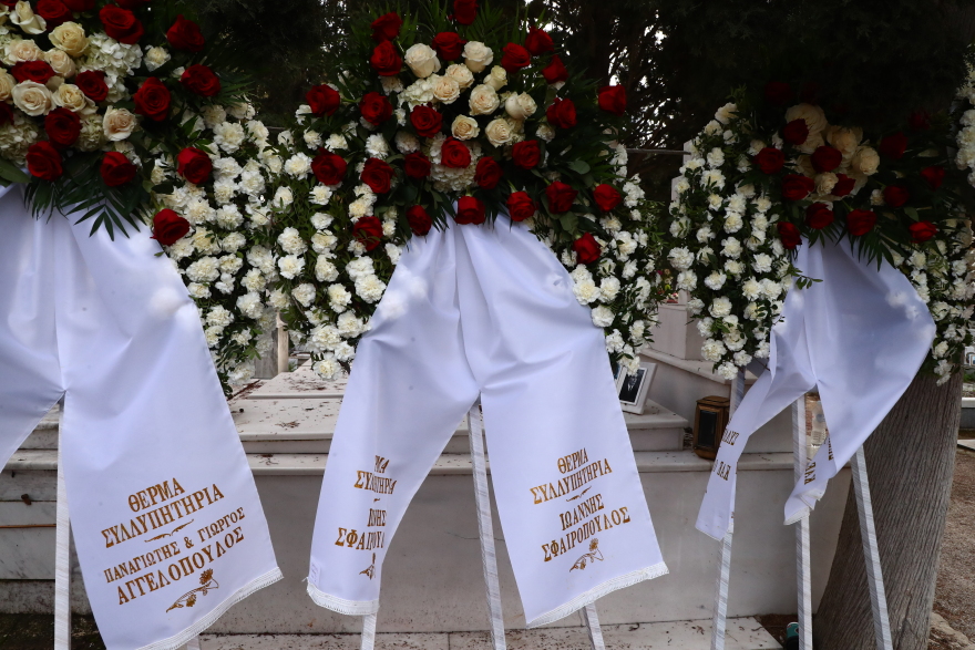 Ολυμπιακός: Είπαν το τελευταίο «αντίο» στον Γιώργο Δαρίβα - Δείτε φωτογραφίες