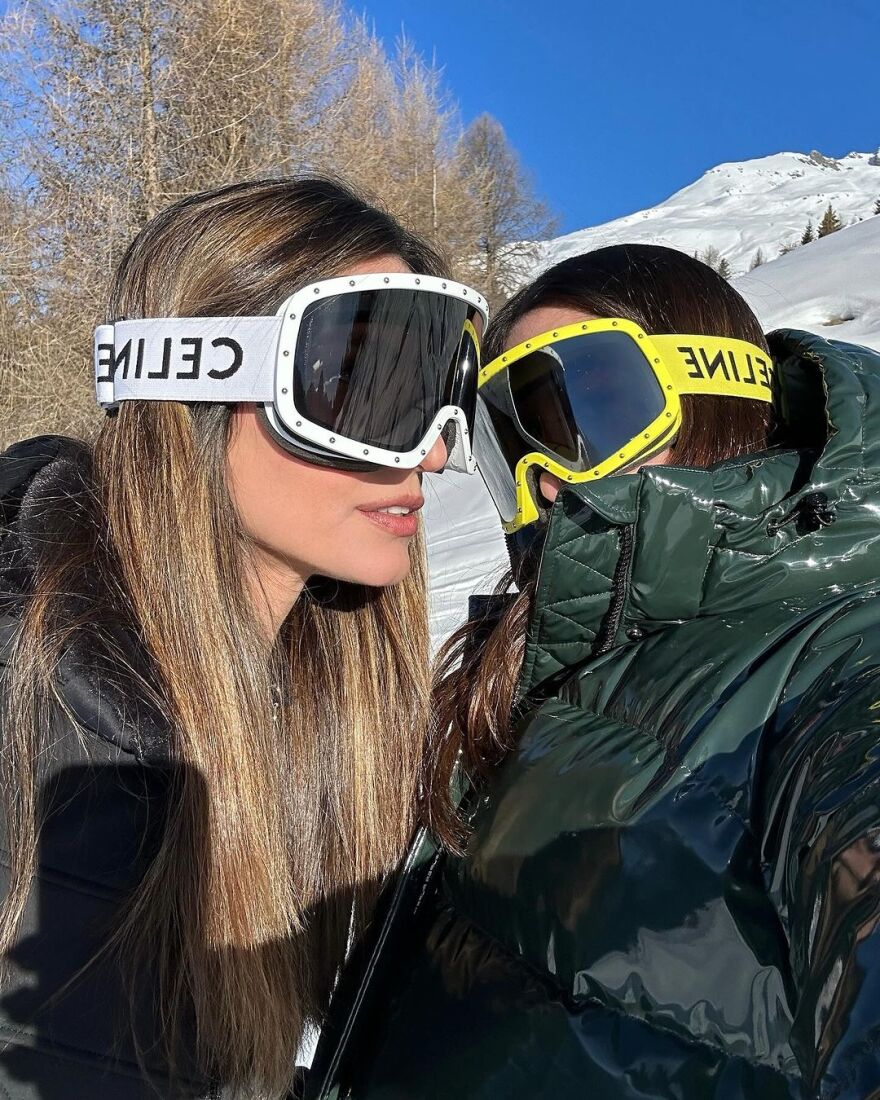 Ηλιάνα Παπαγεωργίου: Έφερε το… καλοκαίρι στις Άλπεις και ποζάρει με μπικίνι στα χιόνια