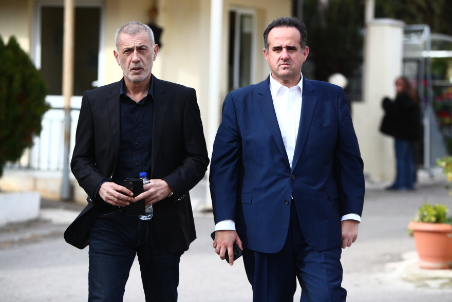 Ολυμπιακός: Είπαν το τελευταίο «αντίο» στον Γιώργο Δαρίβα - Δείτε φωτογραφίες