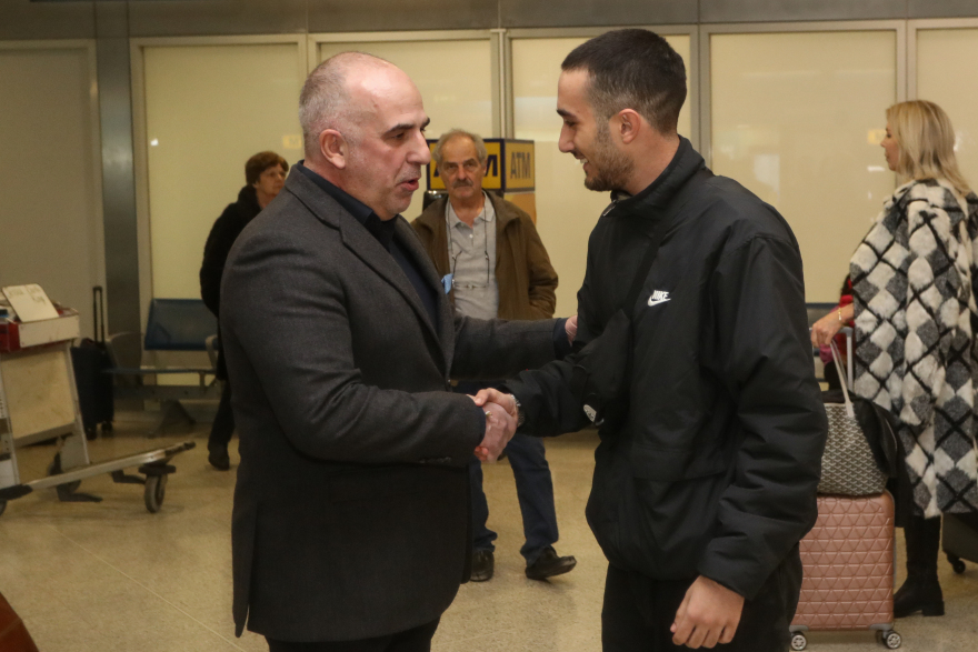 Κατάληψη τάνκερ: «Ήταν κάτι πρωτόγνωρο αλλά ήμουν ψύχραιμος» - Τα πρώτα λόγια του 19χρονου ναυτικού 