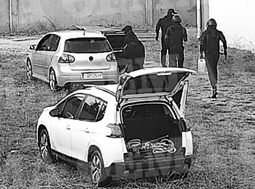 Greek Mafia: Φωτογραφίες ντοκουμέντο από τη δράση της οργάνωσης που εμπλέκεται στις δολοφονίες Σκαφτούρου και Ρουμπέτη