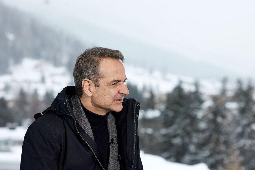 Μητσοτάκης: Συναντήθηκε με τον πρόεδρο της Microsoft στο Νταβός