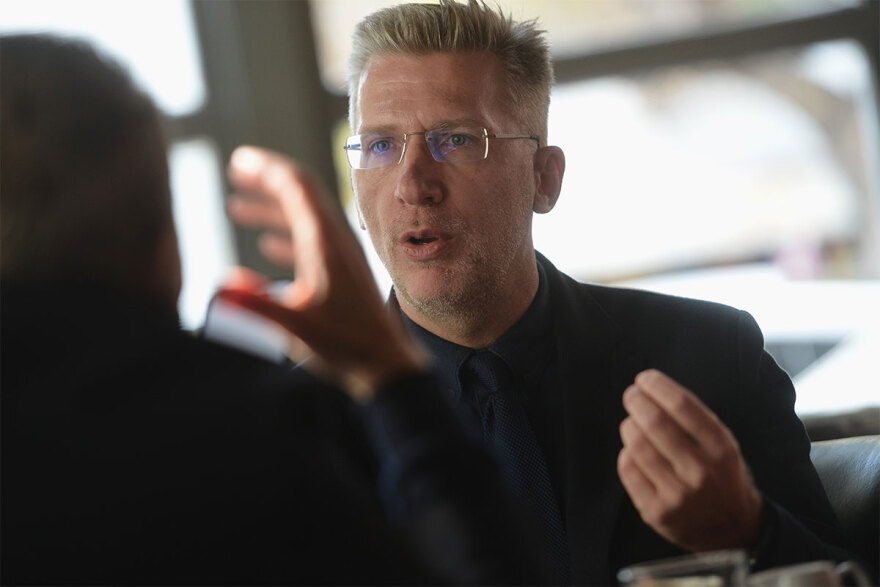 Ο Άκης Σκέρτσος στον Δανίκα: Ο Μητσοτάκης παίρνει τολμηρές αποφάσεις που εκκρεμούν δεκαετίες λόγω κόστους 