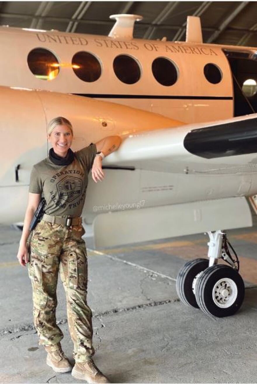 ΗΠΑ: Στρατιωτίνα, influencer και μητέρα 12χρονης έβαλε τέλος στη ζωή της - Είχε αυτοκτονήσει και ο αδερφός της